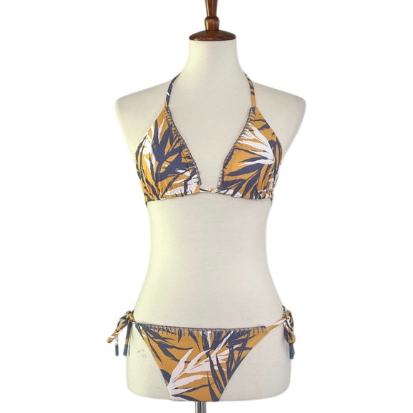 Red Carter Bamboo Leaf Print Crochet Lace Trim Bikini 2-Piece Swim Set In Amber - Picture 2 of 12